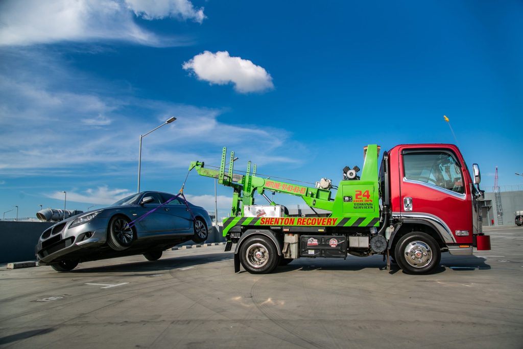 How to start your own towing service business
